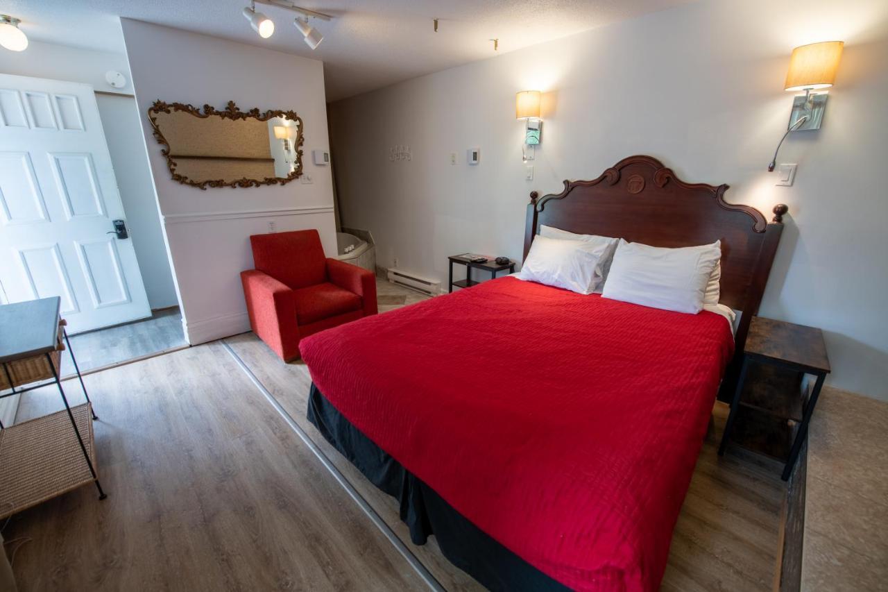 Motel Fleur De Lys Magog Exteriér fotografie