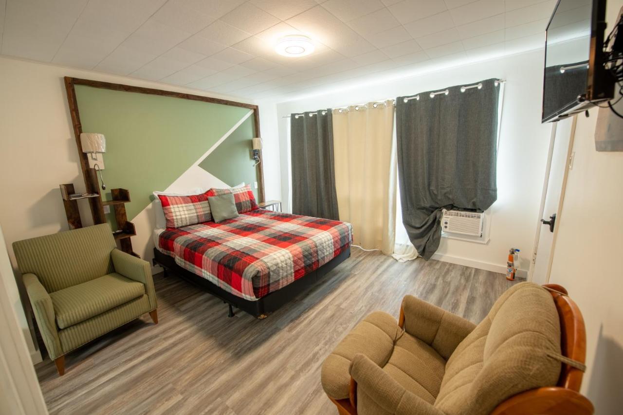 Motel Fleur De Lys Magog Exteriér fotografie