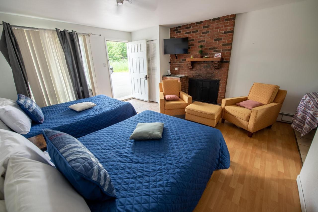 Motel Fleur De Lys Magog Exteriér fotografie