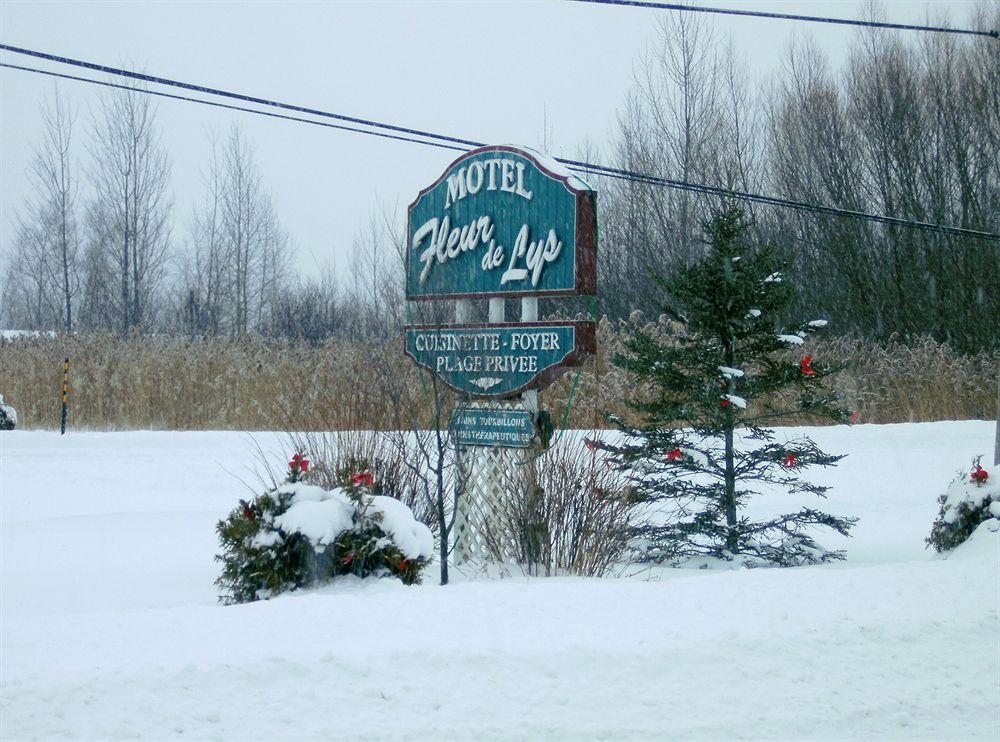 Motel Fleur De Lys Magog Exteriér fotografie