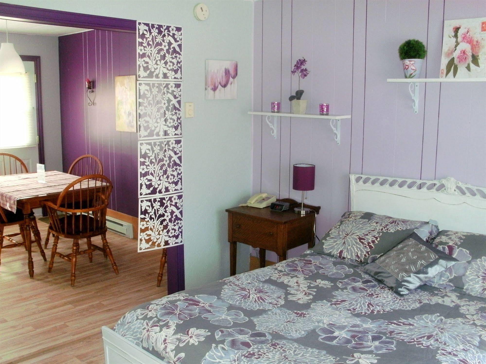 Motel Fleur De Lys Magog Exteriér fotografie