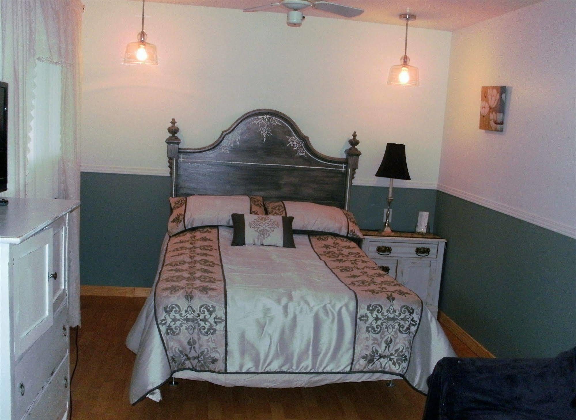 Motel Fleur De Lys Magog Exteriér fotografie